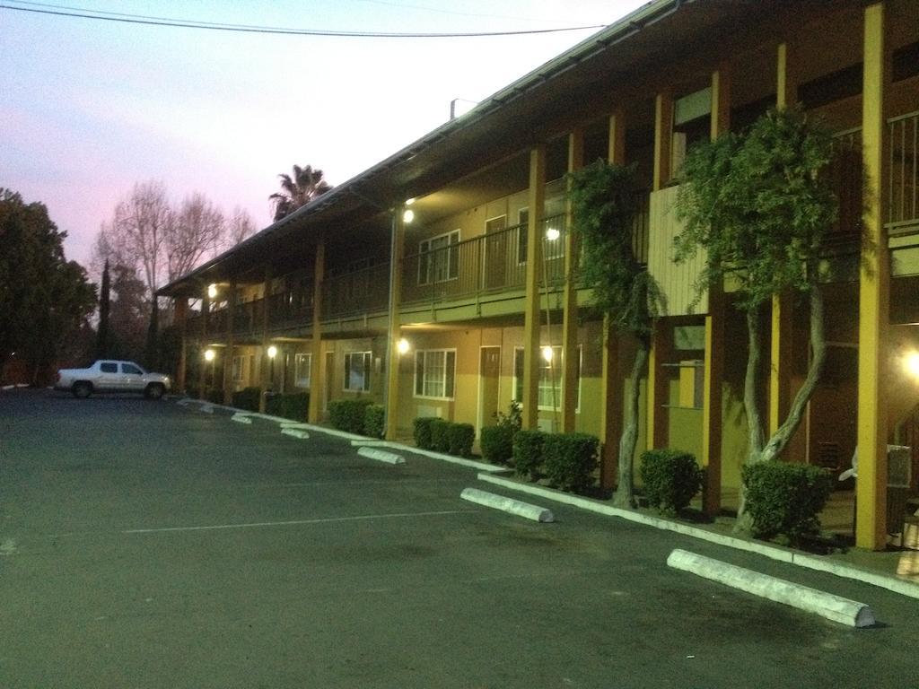 Parkside Inn Fresno Eksteriør bilde